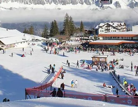 Hani's Grosse Mit Garten *