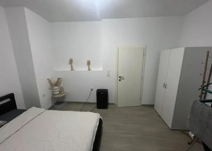 Hani's Grosse Mit Garten Flums